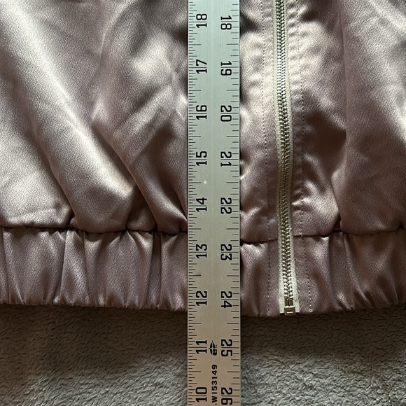 Nordstrom Rack | Womens Lavender Satin Crop Bomber Jacket with Pockets - Size L - Picture 9 of 12